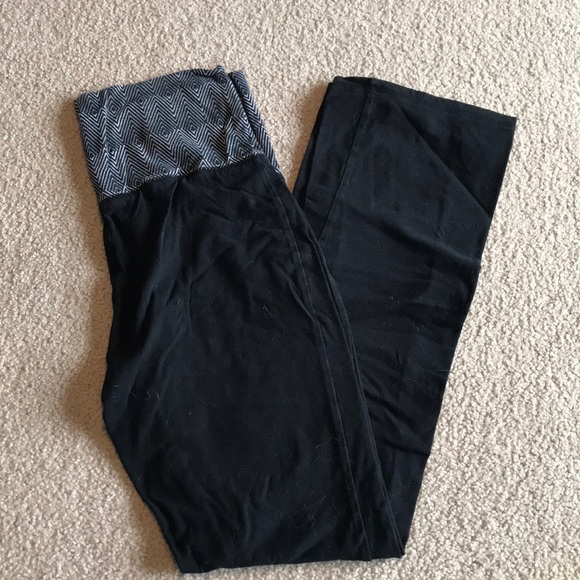 mossimo flare yoga pants
